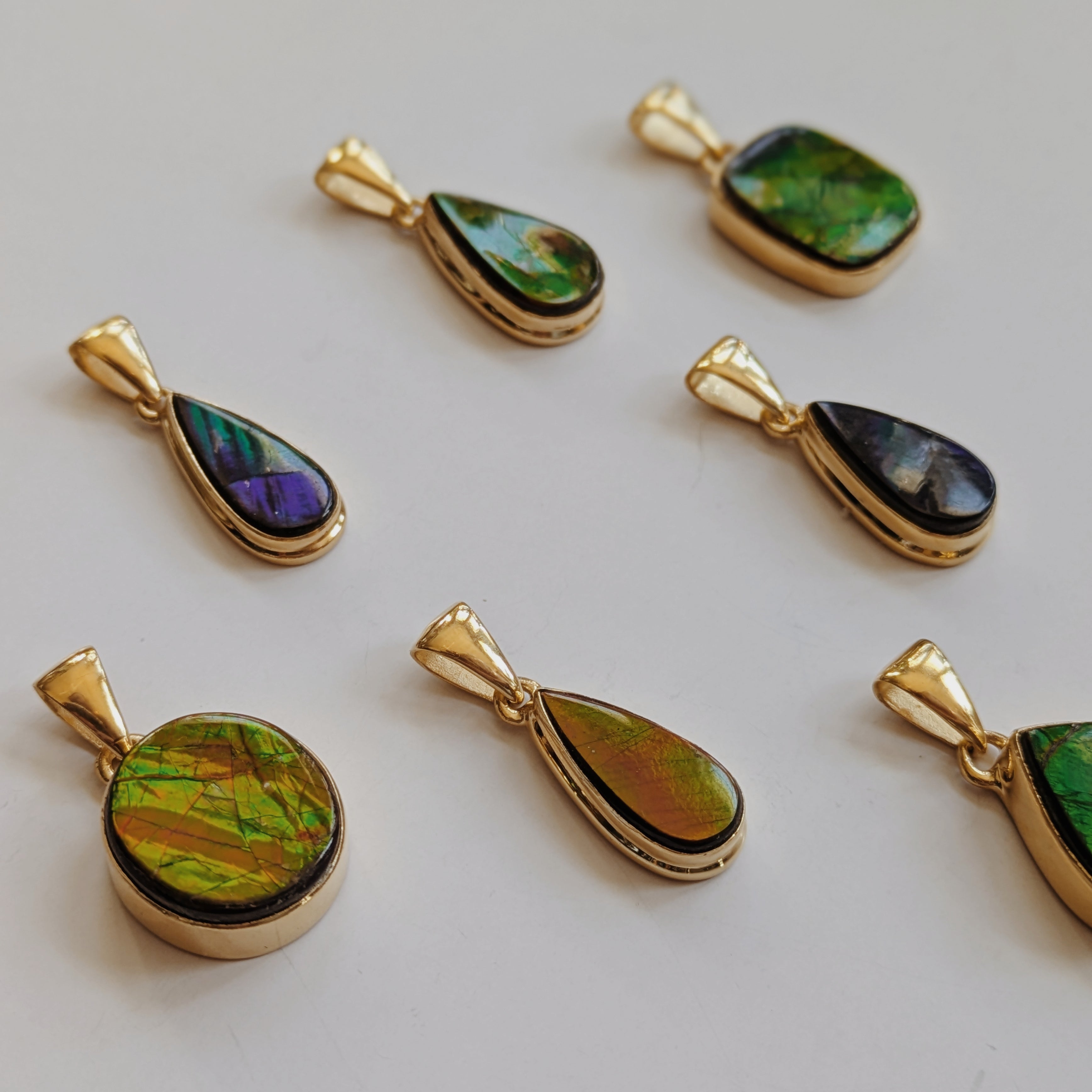 Ammolite Pendants | Gold Wild Alabaster