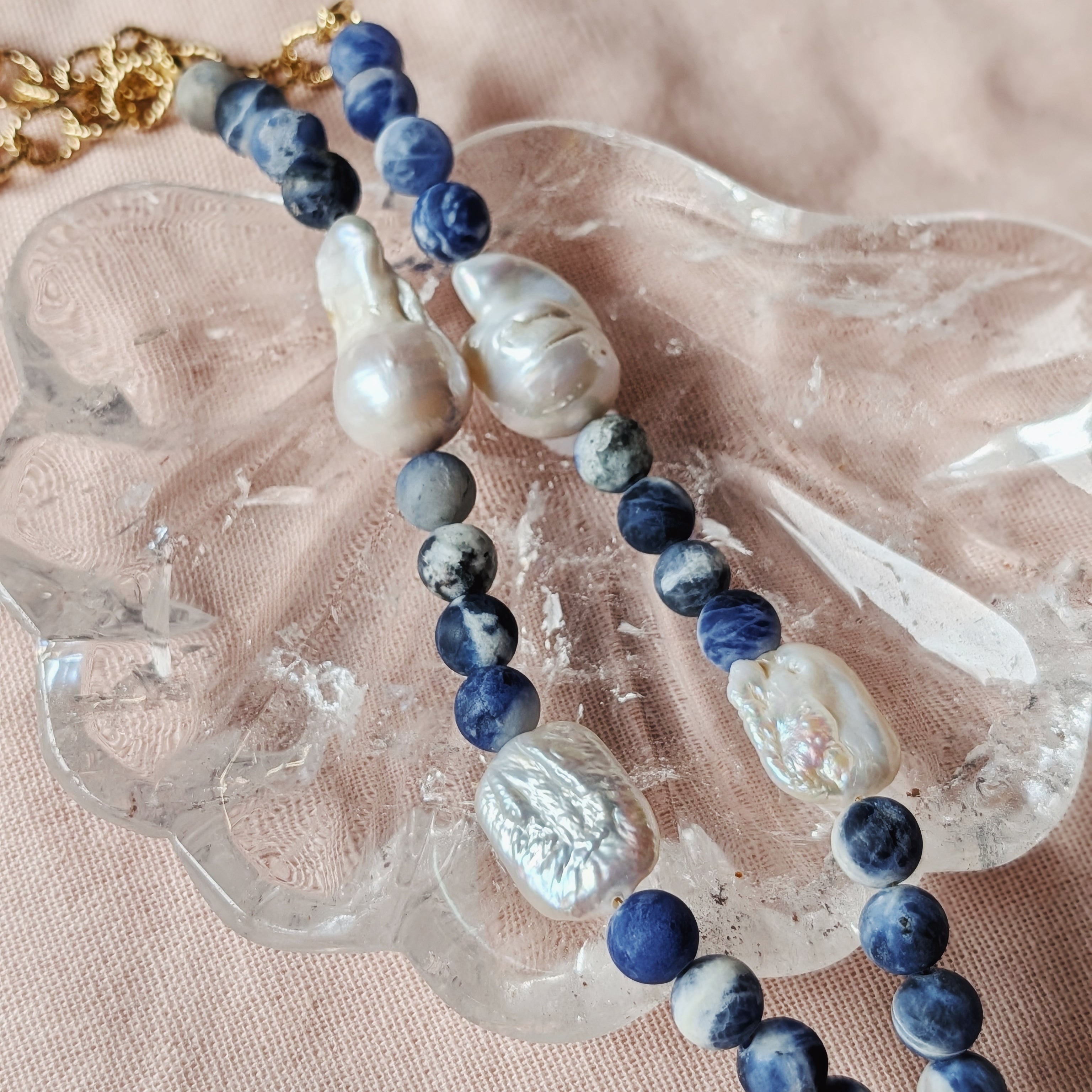 The Solenne Necklace | Sodalite, Baroque Pearl & Gilded Tiger Paw Shell