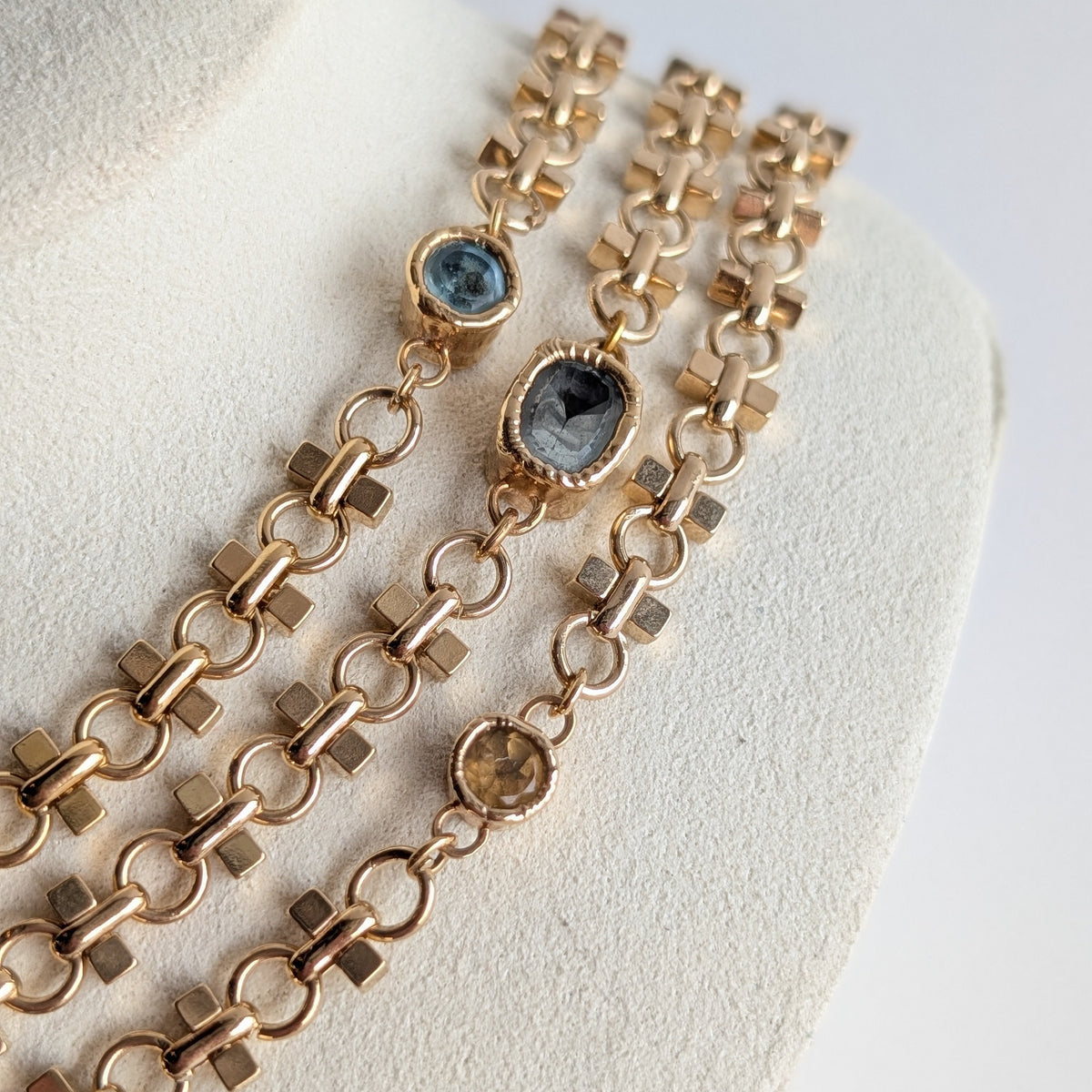 The Vera Necklace