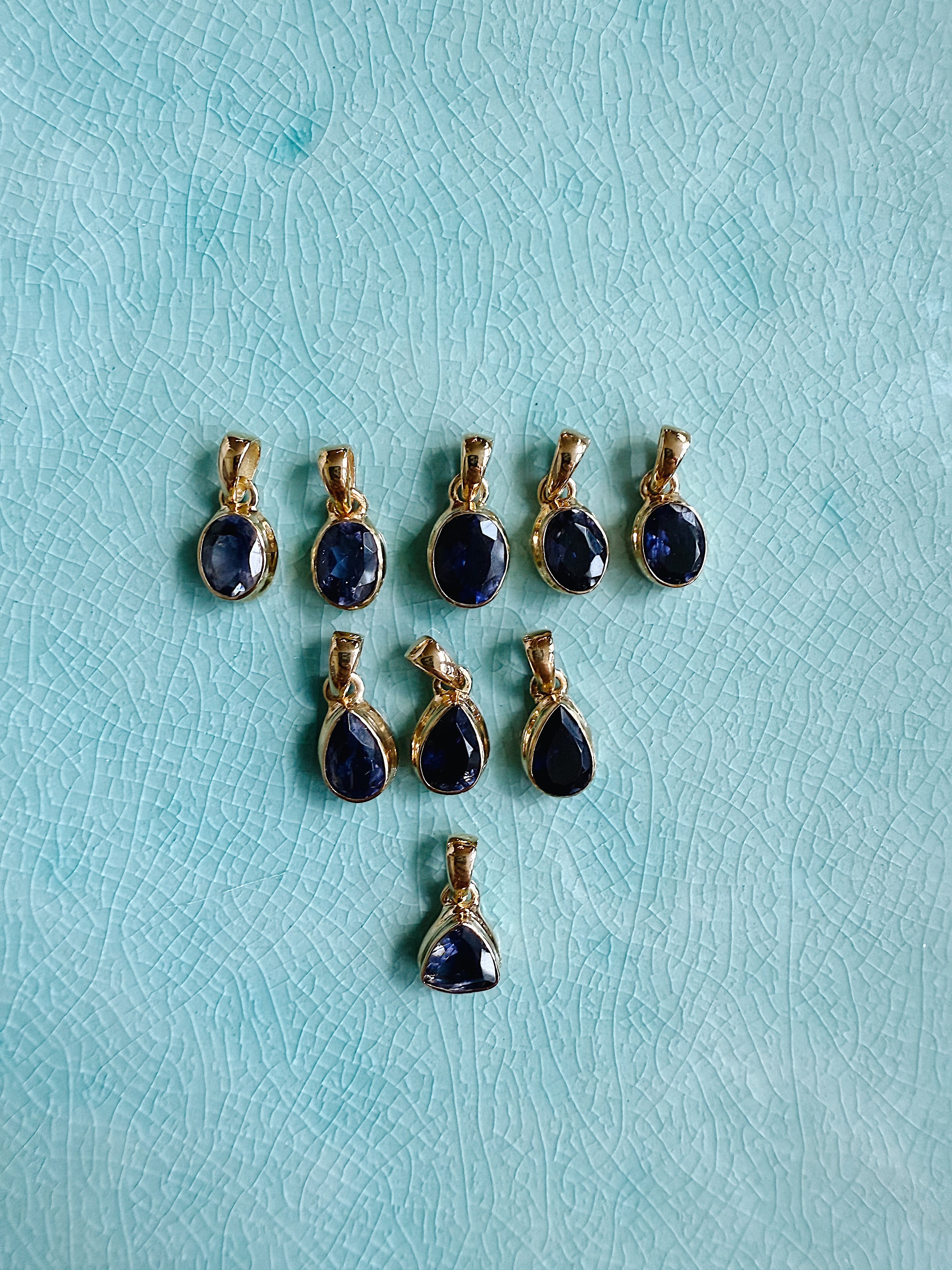 Faceted Iolite Pendant | Gold