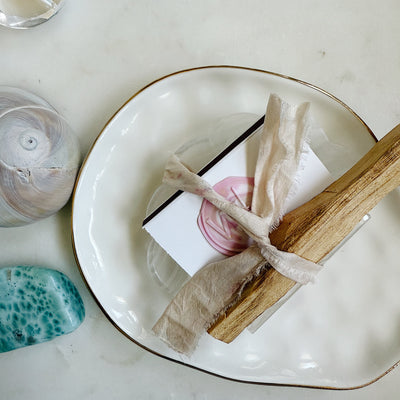 The Driftwood Set – palo santo with white onyx shell dish and wax sealed matchbox from Wild Alabaster
