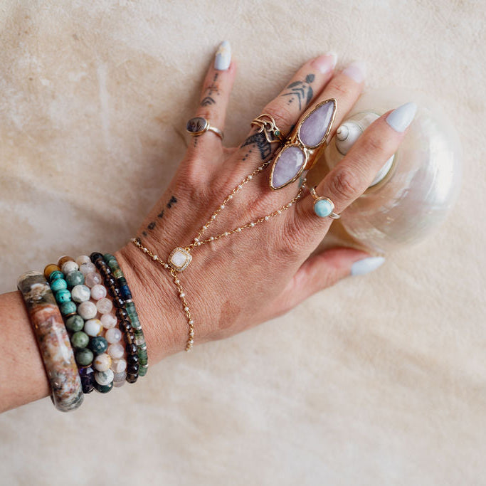 The Maryn Handchain