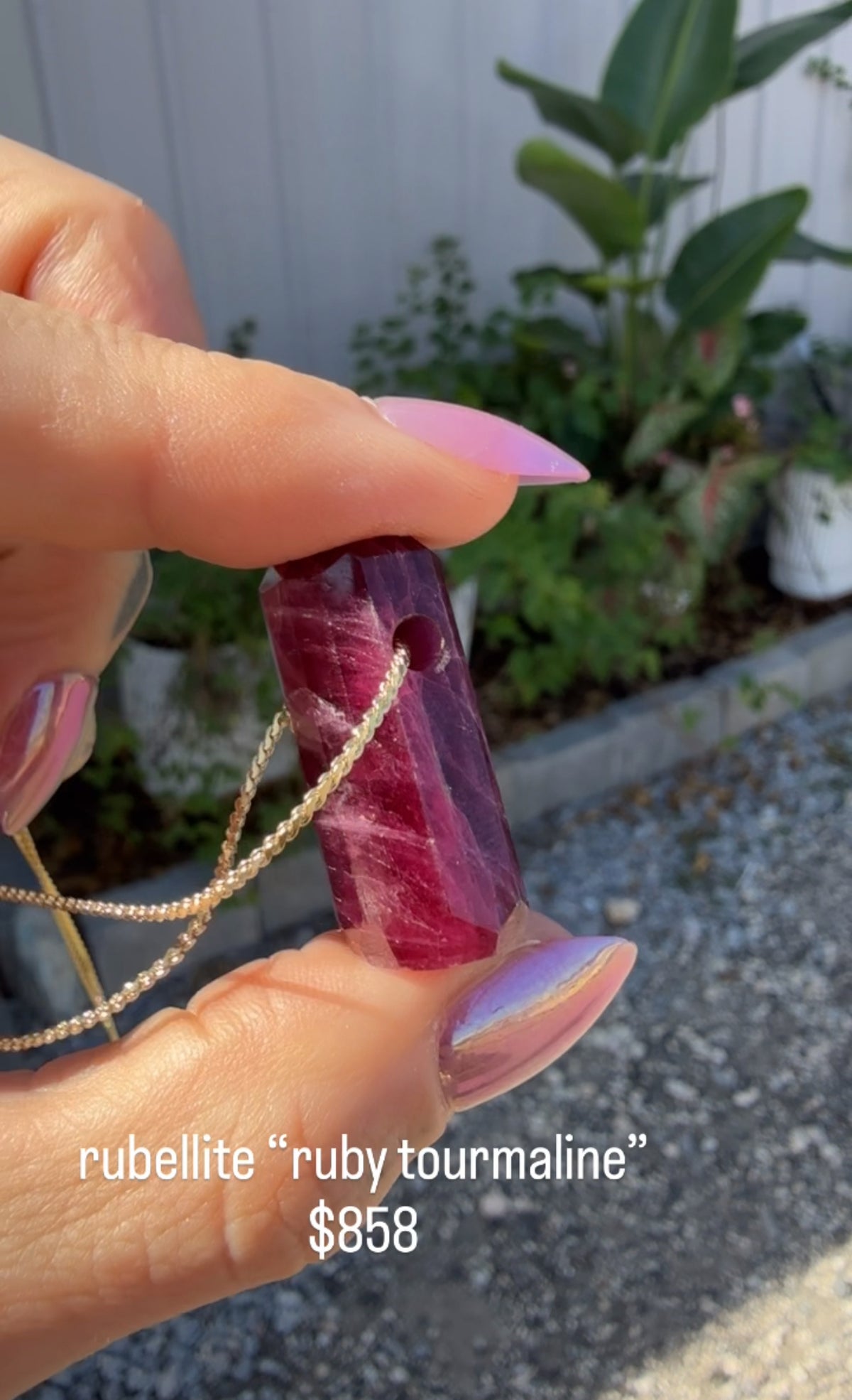 Ruby Tourm 18in