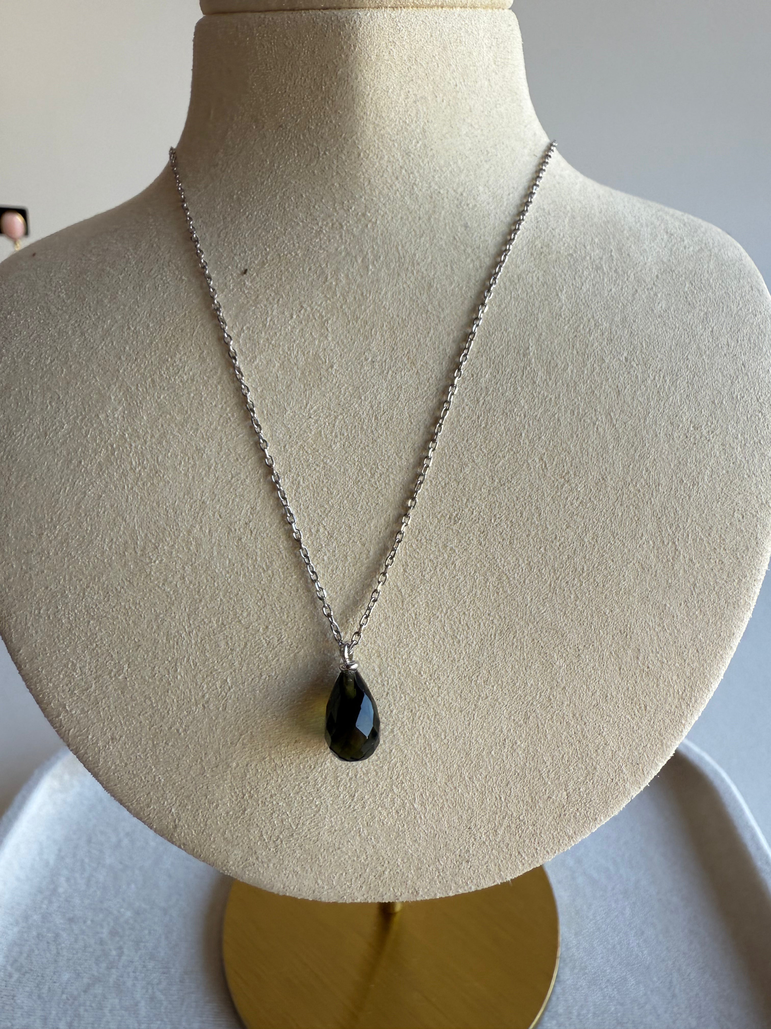 Faceted Tear Drop 925a
