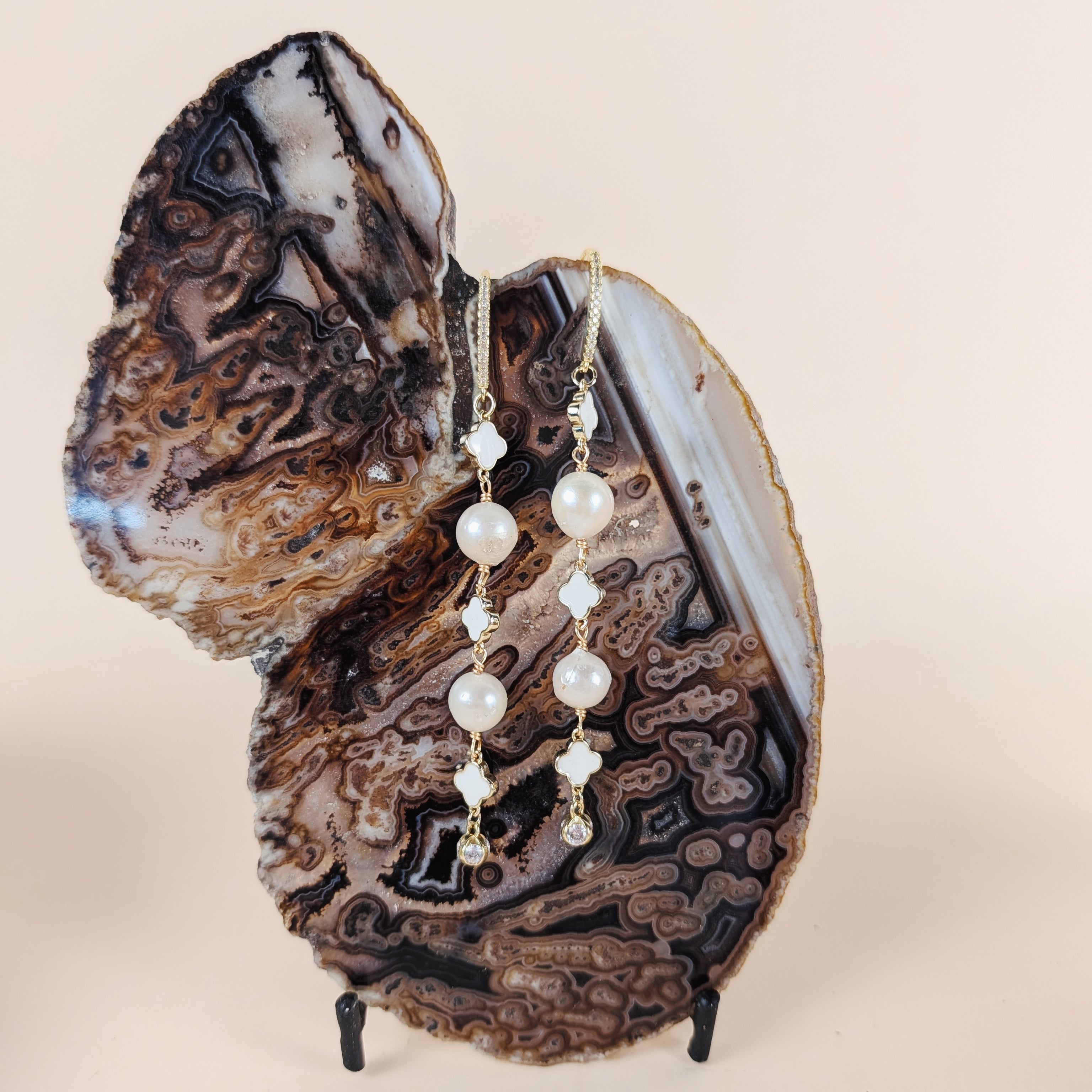 Louisa Earrings | Pearl